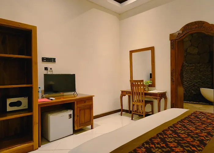 The Iyang Hotel 3*