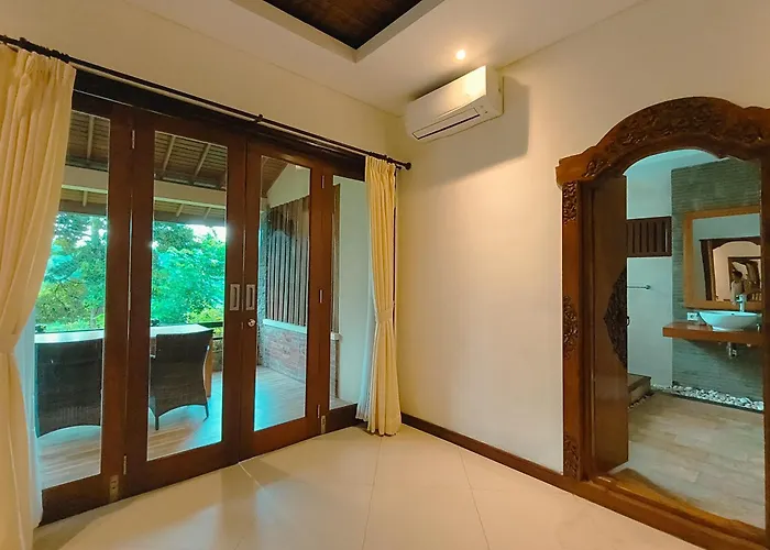 The Iyang Hotel