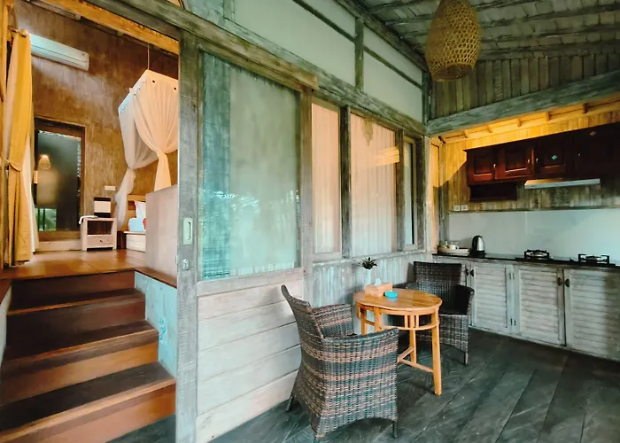 The Iyang Hotel
